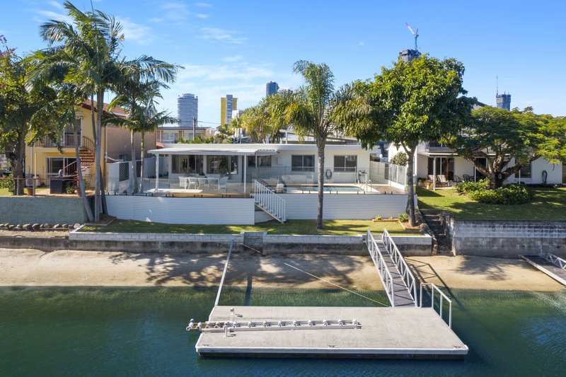 Photo - 9 Coral Gables Key, Broadbeach Waters QLD 4218 - Image 2