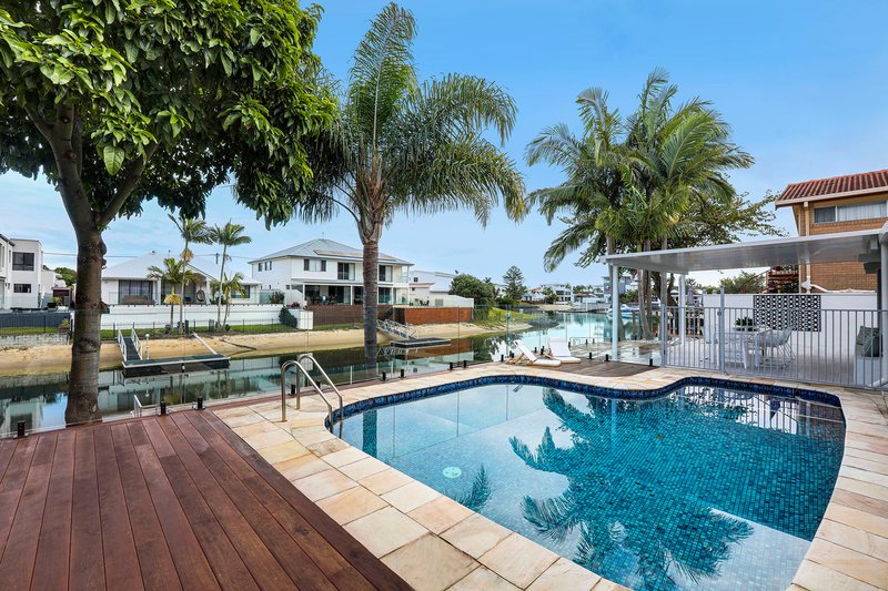 Photo - 9 Coral Gables Key, Broadbeach Waters QLD 4218 - Image 19