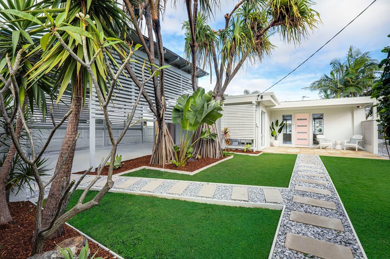 Photo - 9 Coral Gables Key, Broadbeach Waters QLD 4218 - Image 20