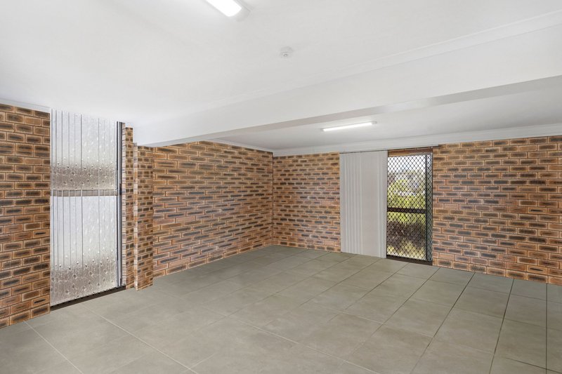 Photo - 9 Coral Street, Loganlea QLD 4131 - Image 10