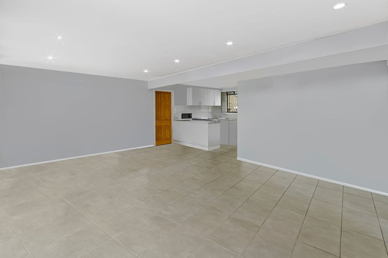 Photo - 9 Coral Street, Loganlea QLD 4131 - Image 12