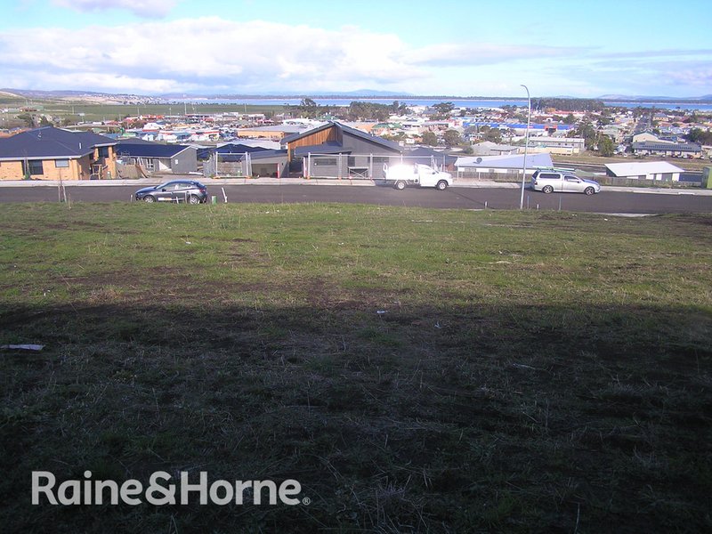 Photo - 9 Cornelius Avenue, Sorell TAS 7172 - Image 2