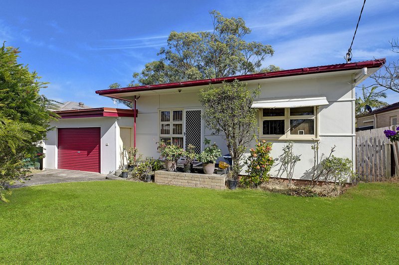 Photo - 9 Cornish Avenue, Killarney Vale NSW 2261 - Image 1