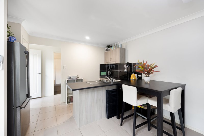 Photo - 9 Cotton Crescent, Redbank Plains QLD 4301 - Image 4