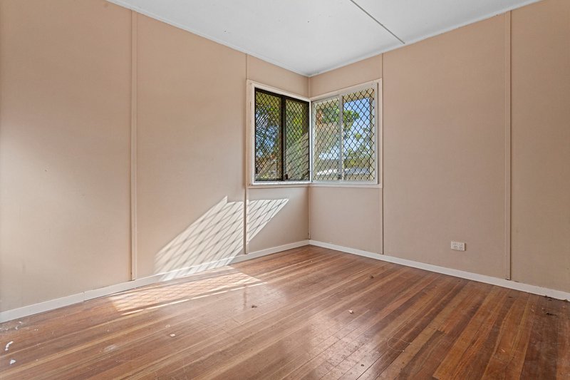 Photo - 9 Coverack Street, Leichhardt QLD 4305 - Image 6