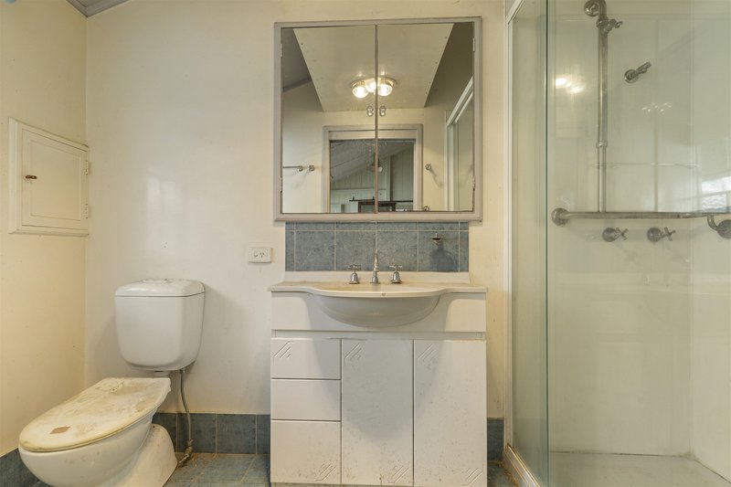 Photo - 9 Cox Road, Windsor QLD 4030 - Image 4