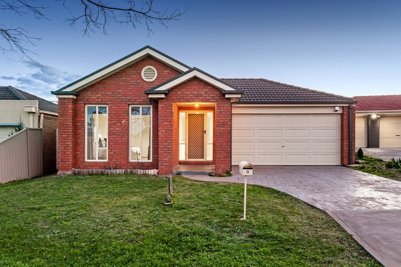 9 Creighton Way, Craigieburn VIC 3064