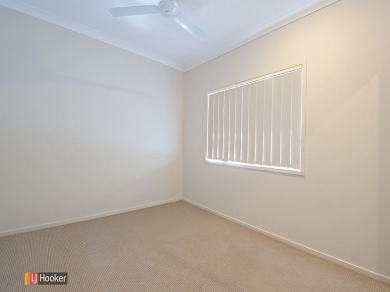 Photo - 9 Crenshaw St , North Lakes QLD 4509 - Image 12