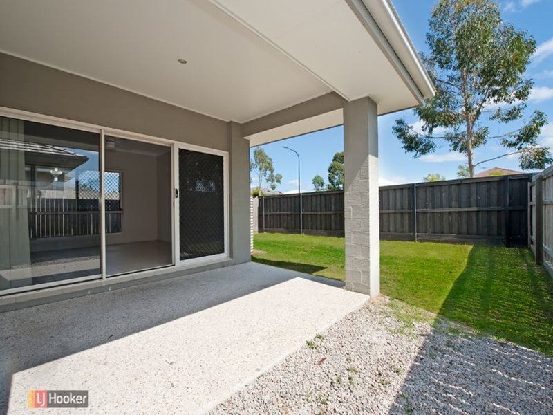 Photo - 9 Crenshaw St , North Lakes QLD 4509 - Image 14