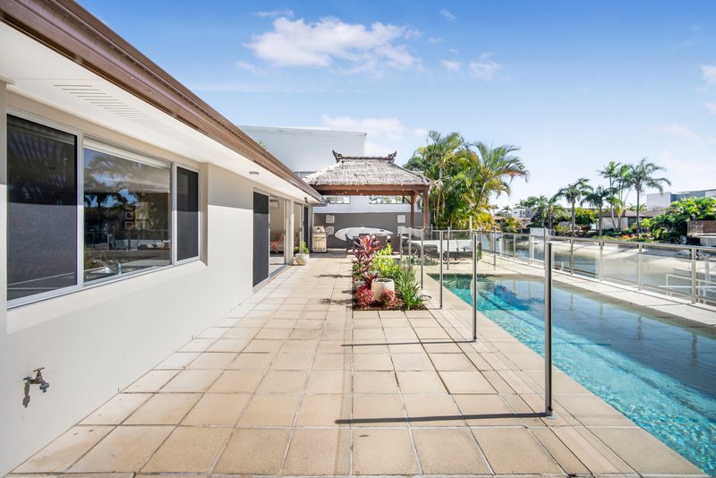 Photo - 9 Cristobel Court, Broadbeach Waters QLD 4218 - Image 20