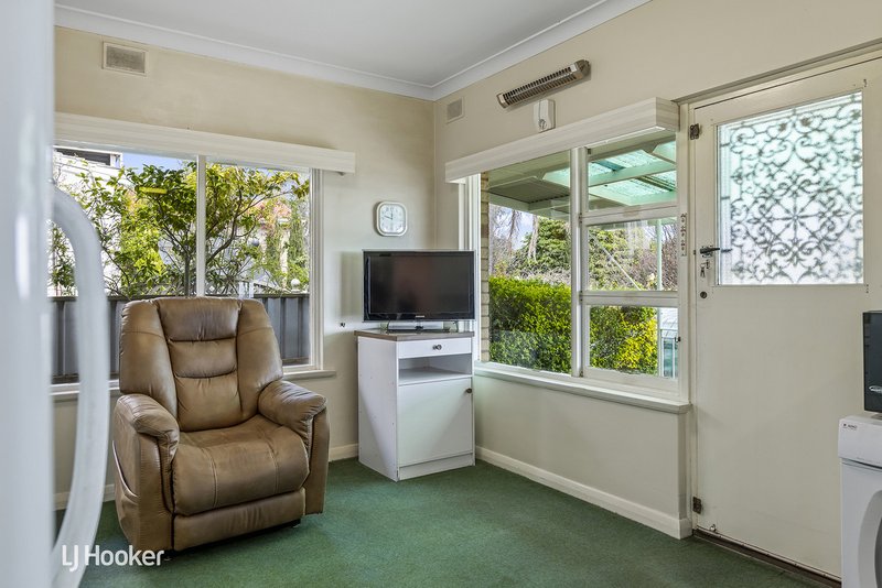 Photo - 9 Crompton Drive, Wattle Park SA 5066 - Image 17