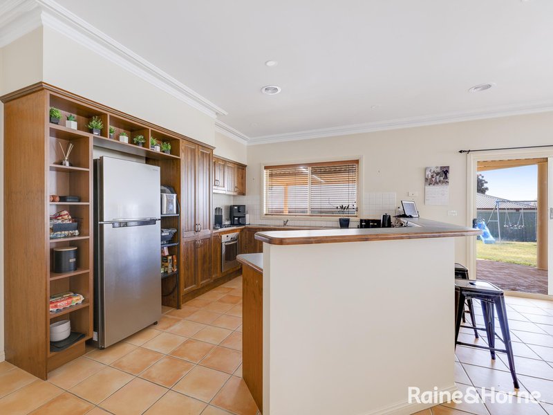 Photo - 9 Cypress Crescent, Kelso NSW 2795 - Image 2