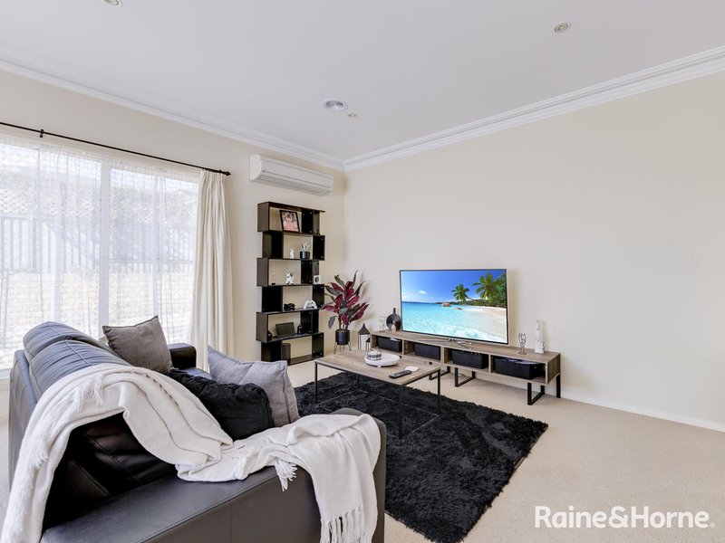 Photo - 9 Cypress Crescent, Kelso NSW 2795 - Image 5