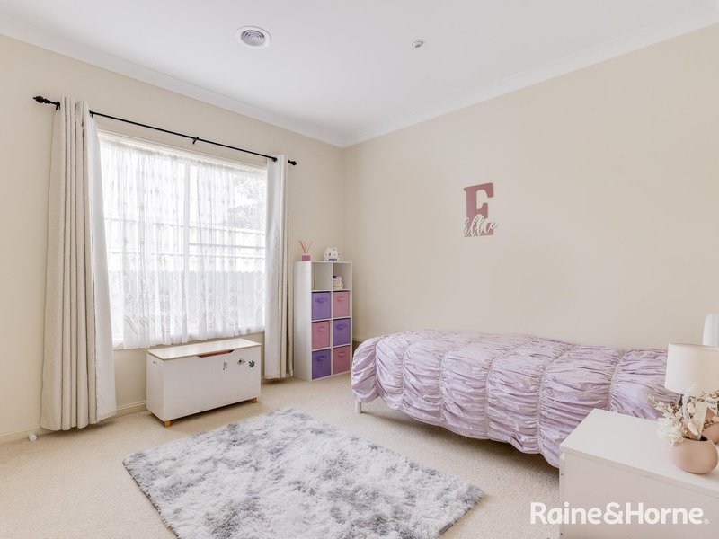 Photo - 9 Cypress Crescent, Kelso NSW 2795 - Image 11