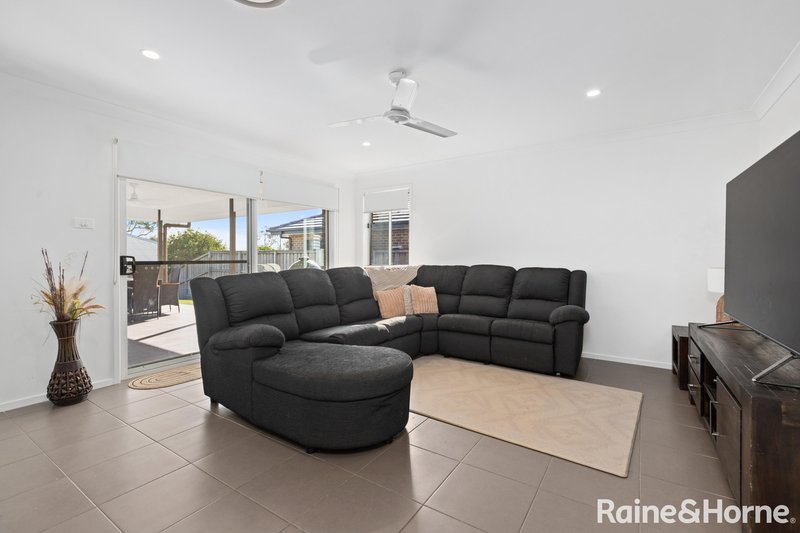 Photo - 9 Darkmouth Street, Chisholm NSW 2322 - Image 5