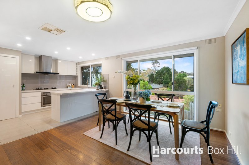 Photo - 9 Darren Rise, Doncaster East VIC 3109 - Image 4