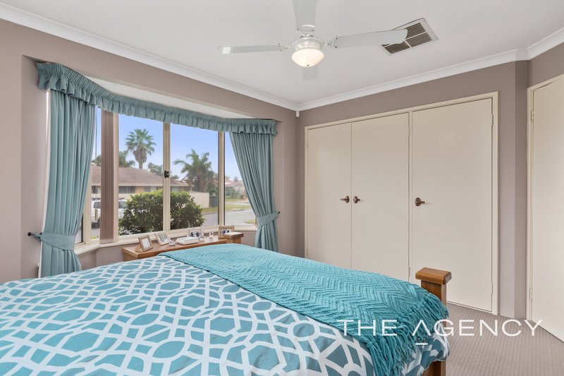 Photo - 9 Darwin Place, Warnbro WA 6169 - Image 4