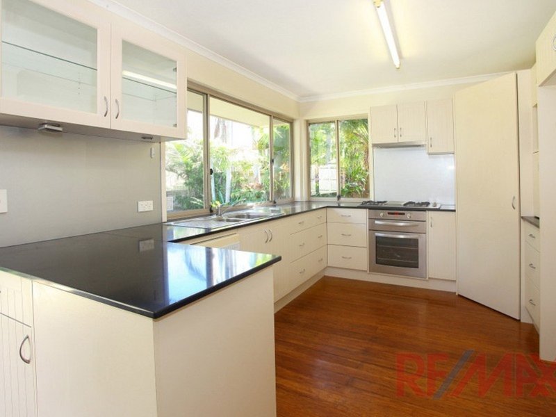 Photo - 9 Dawnann Crt , Carrara QLD 4211 - Image 4