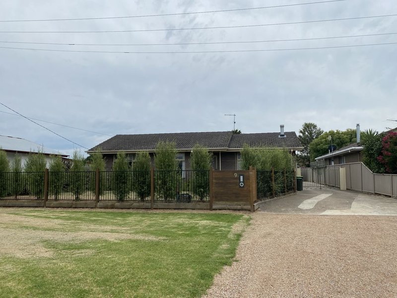 9 Dawson Street, Stratford VIC 3862