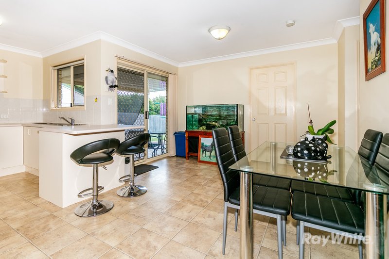 Photo - 9 Debanie Court, Marsden QLD 4132 - Image 4