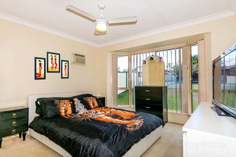 Photo - 9 Debanie Court, Marsden QLD 4132 - Image 6