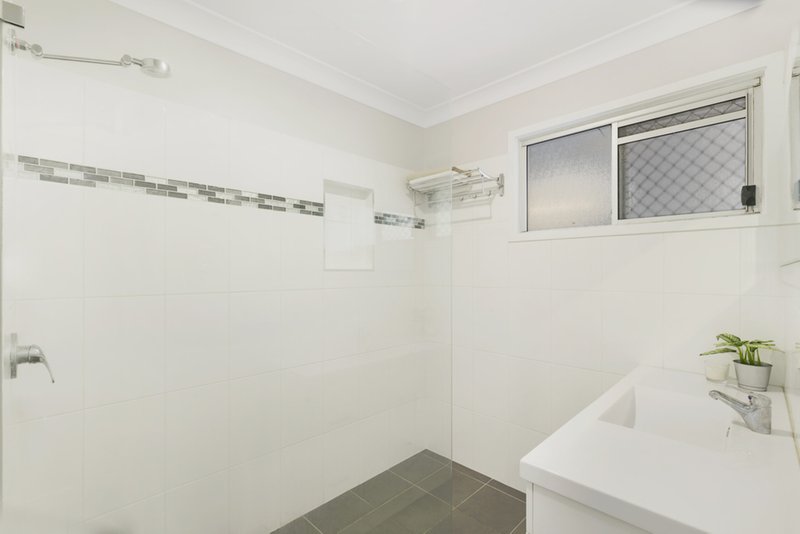 Photo - 9 Dellow Street, Acacia Ridge QLD 4110 - Image 7