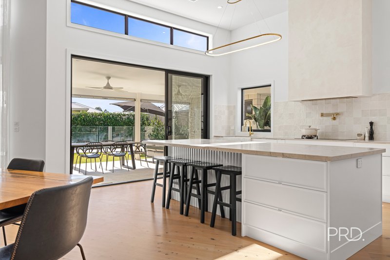 Photo - 9 Denny Crescent, Gobbagombalin NSW 2650 - Image 12