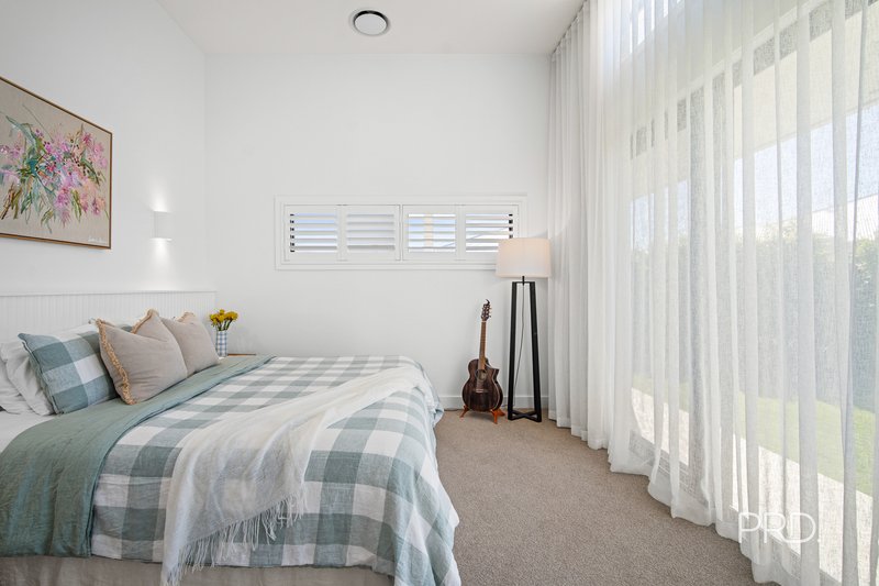 Photo - 9 Denny Crescent, Gobbagombalin NSW 2650 - Image 21