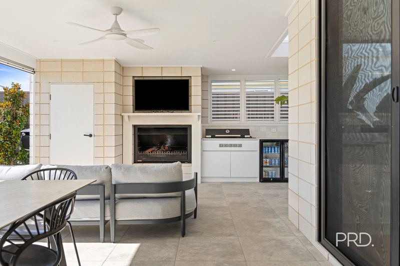 Photo - 9 Denny Crescent, Gobbagombalin NSW 2650 - Image 26