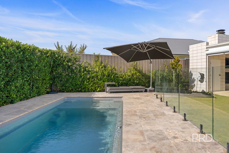 Photo - 9 Denny Crescent, Gobbagombalin NSW 2650 - Image 28