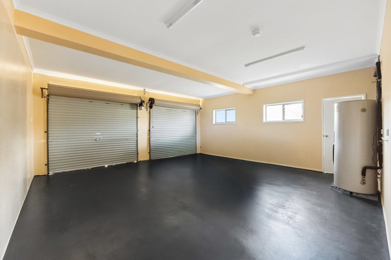 Photo - 9 Devlin Street, Parkwood QLD 4214 - Image 11