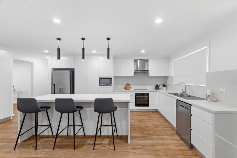 Photo - 9 Diana Place, South Penrith NSW 2750 - Image 3