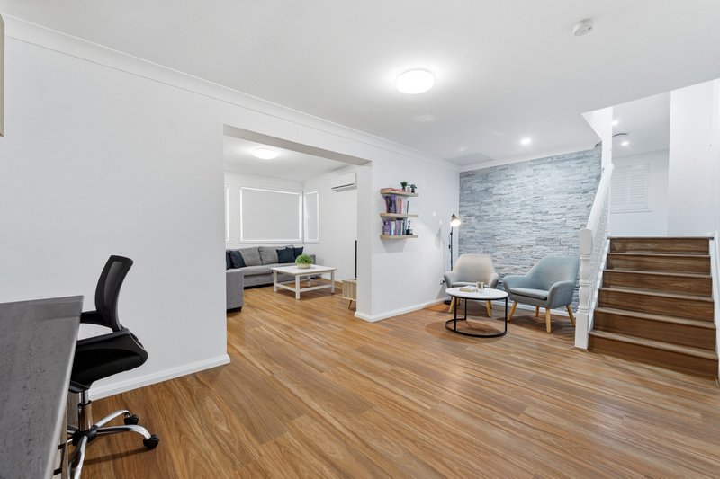 Photo - 9 Diana Place, South Penrith NSW 2750 - Image 7