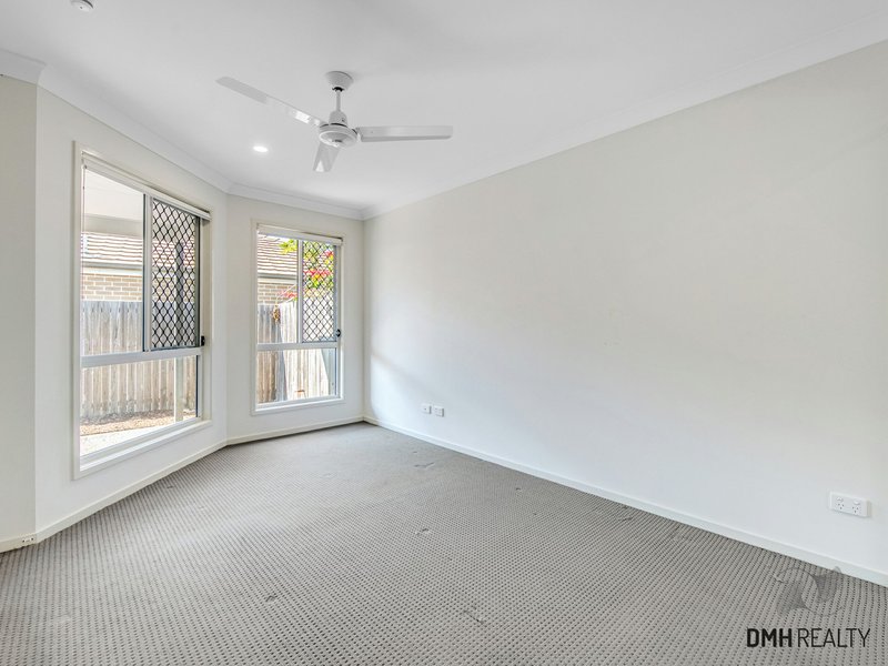 Photo - 9 Diller Drive, Crestmead QLD 4132 - Image 2