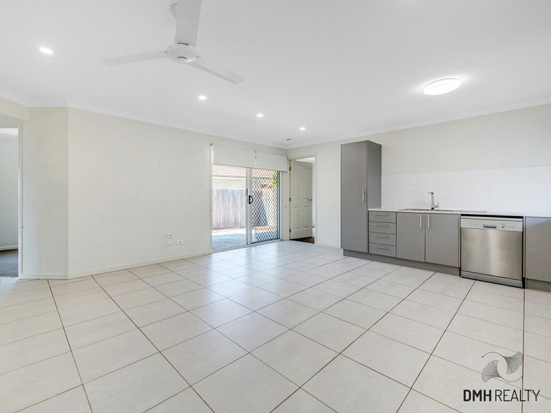 Photo - 9 Diller Drive, Crestmead QLD 4132 - Image 8