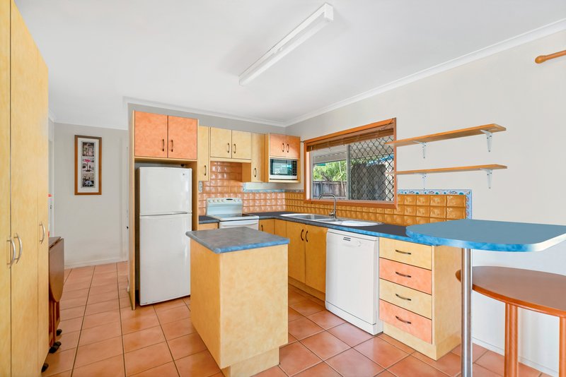 Photo - 9 Dillon Street, Bungalow QLD 4870 - Image 2