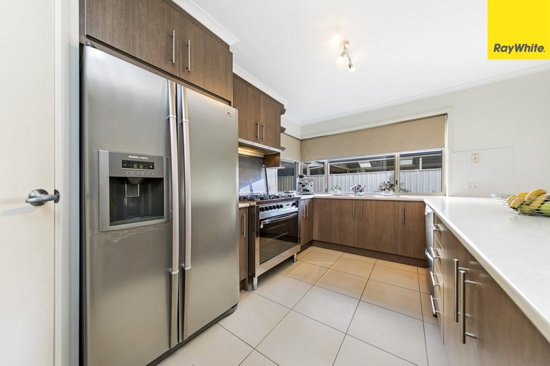 Photo - 9 Dineen Road, Parafield Gardens SA 5107 - Image 4