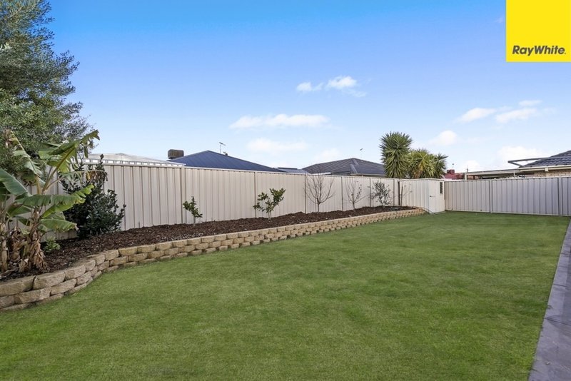 Photo - 9 Dineen Road, Parafield Gardens SA 5107 - Image 15