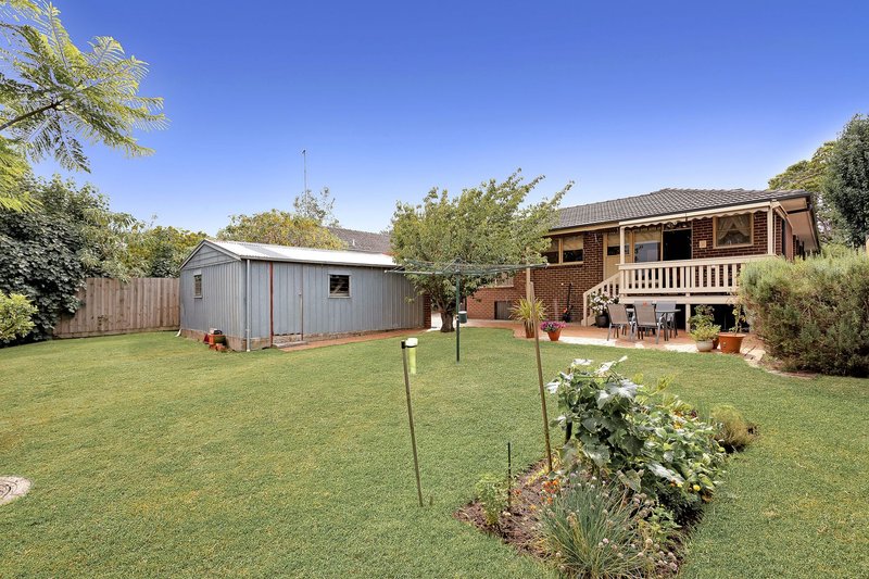 Photo - 9 Dion Road, Glen Waverley VIC 3150 - Image 15