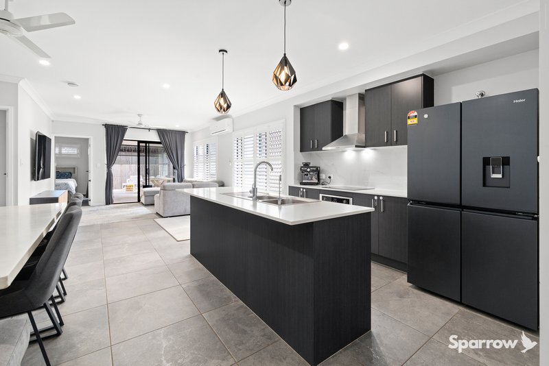 Photo - 9 Discovery Boulevard, Bahrs Scrub QLD 4207 - Image 3