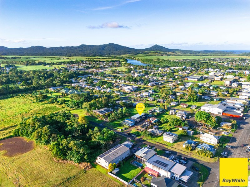 Photo - 9 Donald Street, Innisfail QLD 4860 - Image 2