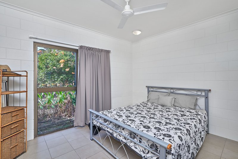 Photo - 9 Dromana Close, Kewarra Beach QLD 4879 - Image 6