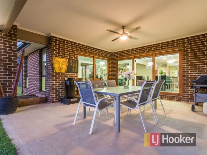 Photo - 9 Duce Street, Cranbourne East VIC 3977 - Image 17