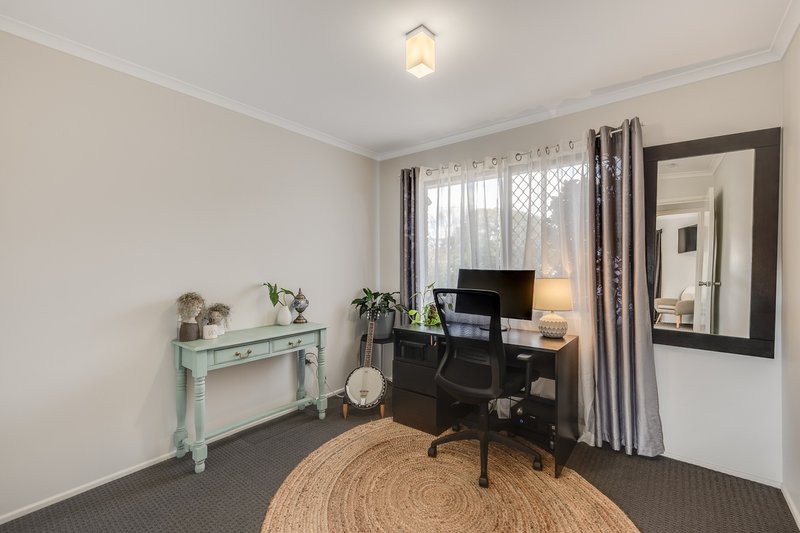 Photo - 9 Dunemann Street, Kearneys Spring QLD 4350 - Image 19