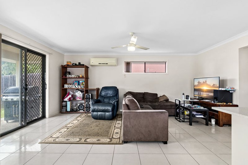 Photo - 9 Dunes Crescent, North Lakes QLD 4509 - Image 4