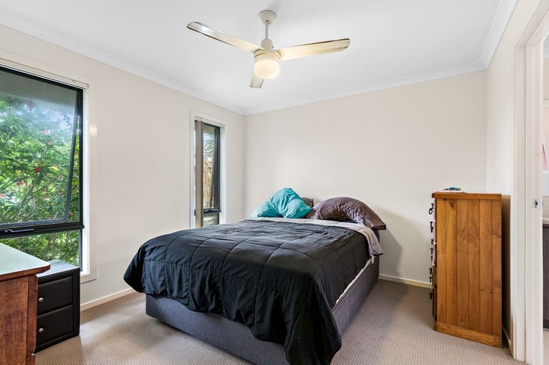 Photo - 9 Dunes Crescent, North Lakes QLD 4509 - Image 10