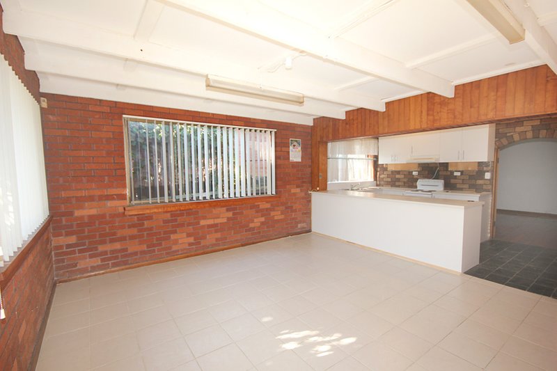 Photo - 9 Dunkirk Avenue, Kingsgrove NSW 2208 - Image