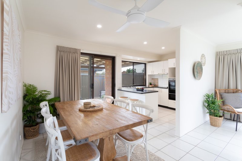 Photo - 9 Dunlin Drive, Burleigh Waters QLD 4220 - Image 5