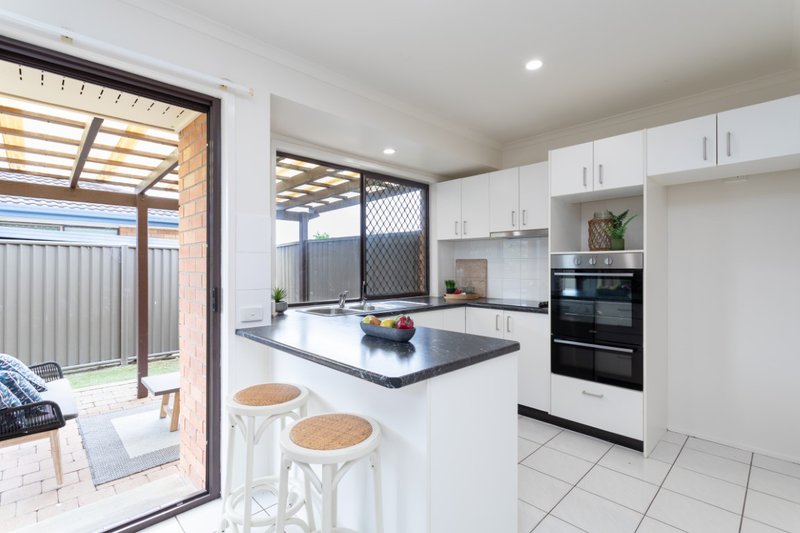 Photo - 9 Dunlin Drive, Burleigh Waters QLD 4220 - Image 6