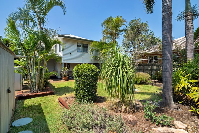 Photo - 9 Dunns Terrace, Scarborough QLD 4020 - Image 13